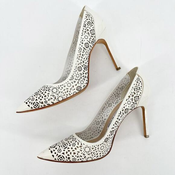 Manolo Blahnik White Leather Laser Cut Bb 105 Floral Pointed Toe Pump IT 38.5 - Picture 4 of 14